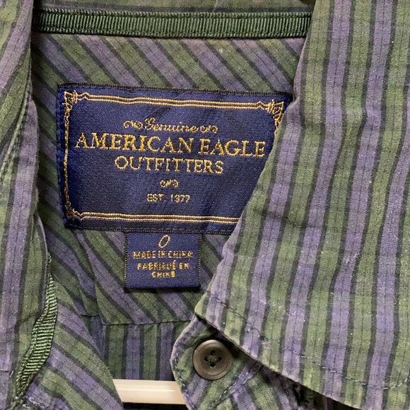 American Eagle fitted button down size 0 - Picture 3 of 5